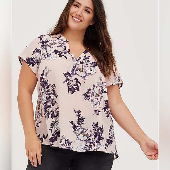 torrid Tops - Torrid Floral Georgette Hi-Low Short Sleeve Blouse